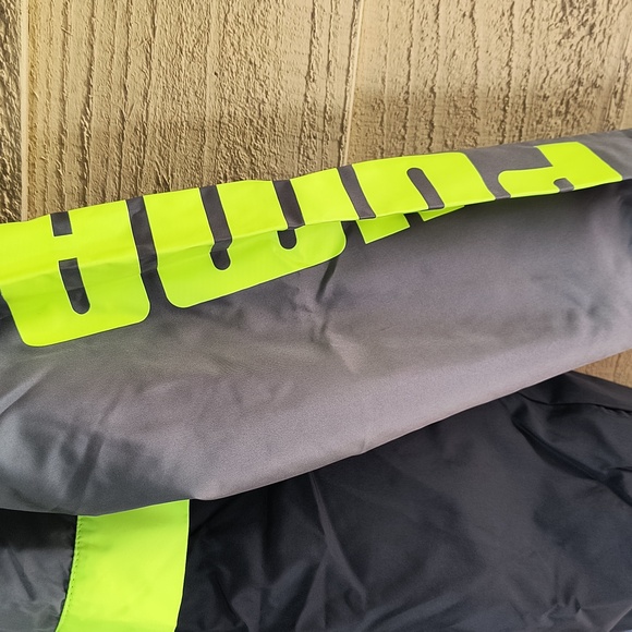 Puma Kids Windbreaker in Castle Rock colorway NWT - Picture 6 of 9